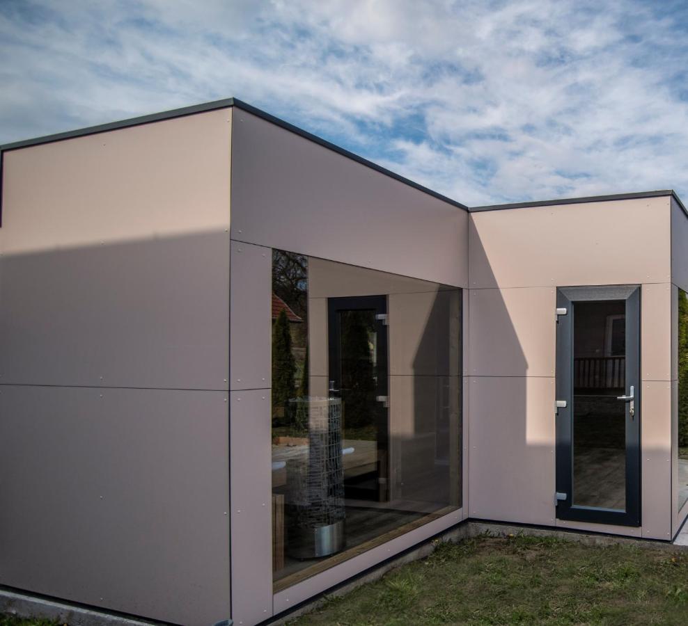 Sweet Life Wellness Apartments エゲルサローク エクステリア 写真