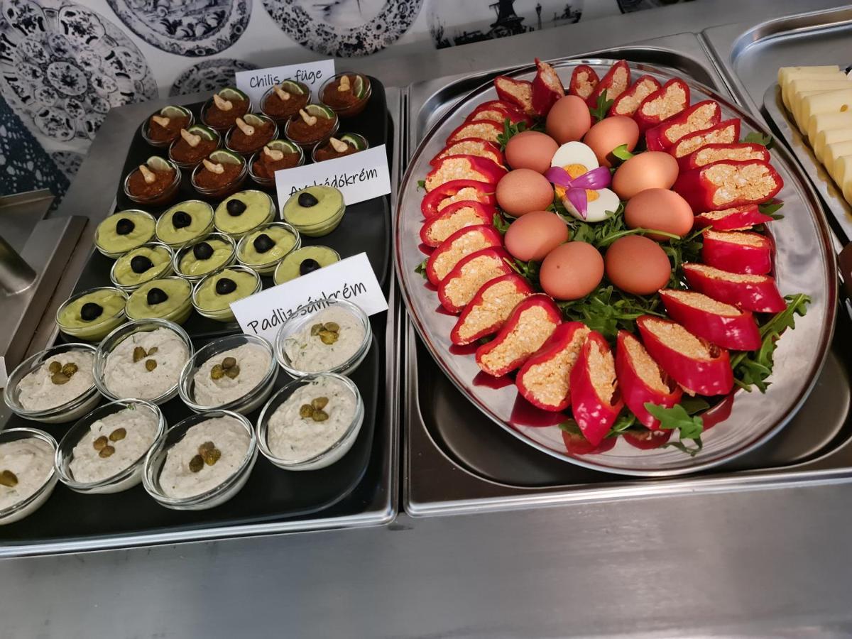 Sweet Life Wellness Apartments エゲルサローク エクステリア 写真