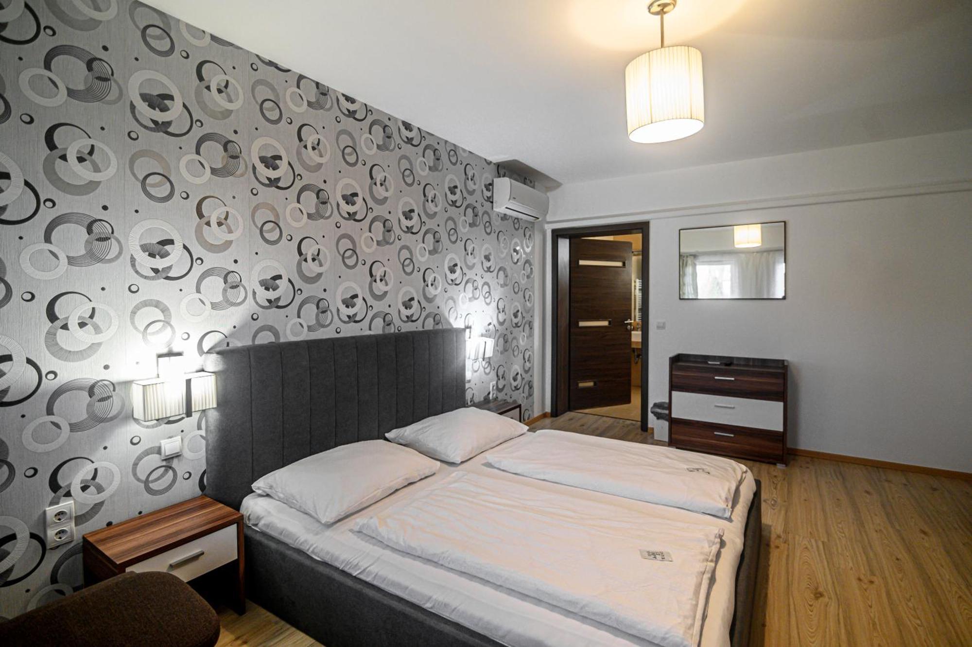 Sweet Life Wellness Apartments エゲルサローク エクステリア 写真